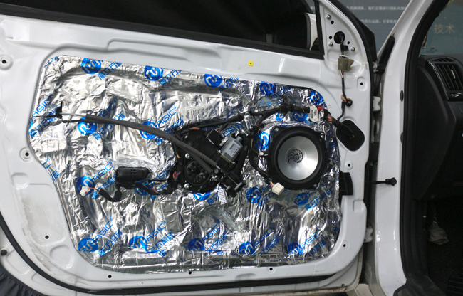 7車門安裝好喇叭效果.jpg
