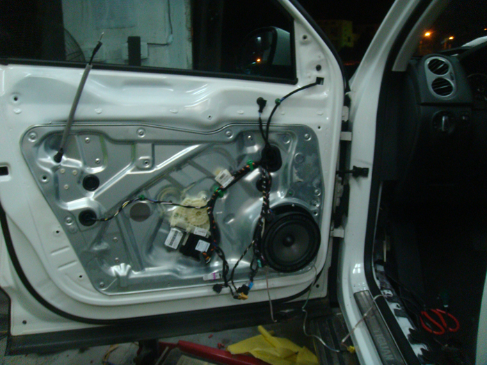 日產尼桑 勁浪165V20 魔立方低音+隔音-image1.jpg