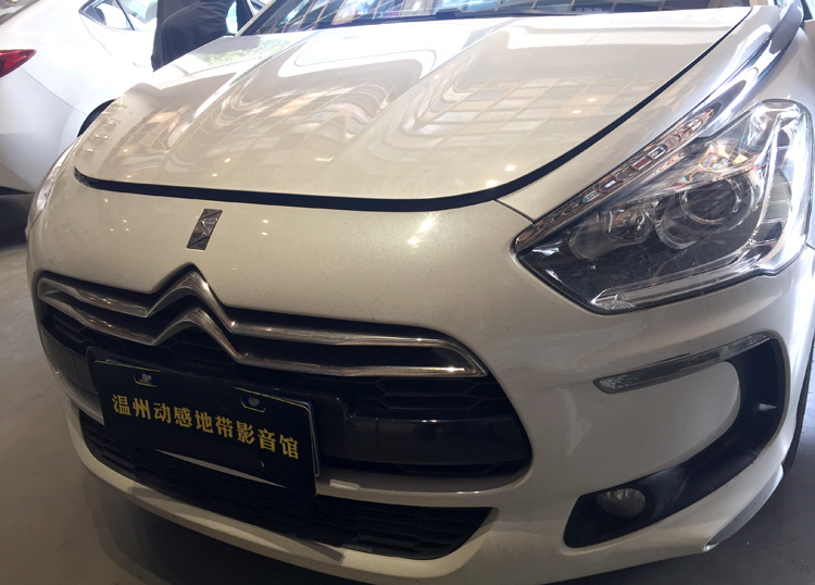 1雪鐵龍DS5汽車音響改裝.jpg